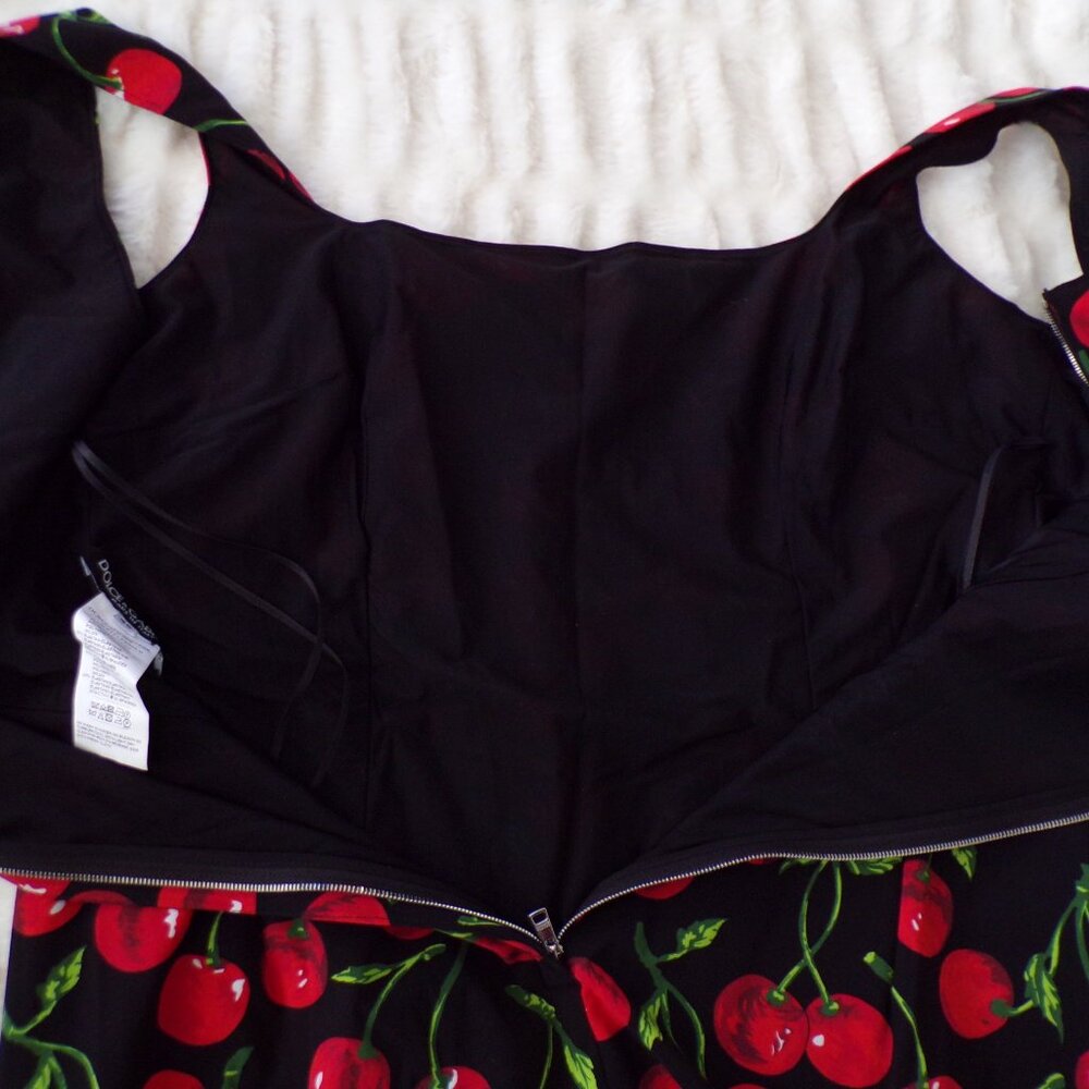 NWOT Dolce & Gabbana STUNNING cherry fruit print midi dress 46/L HOST PICK - Picture 13 of 13